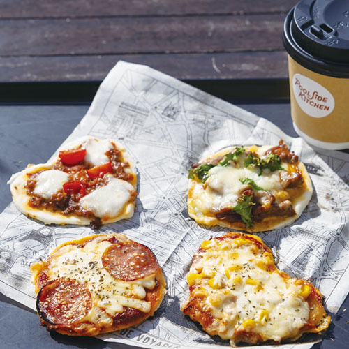 ⑮OPEN SPACEPOOL SIDE KITCHEN